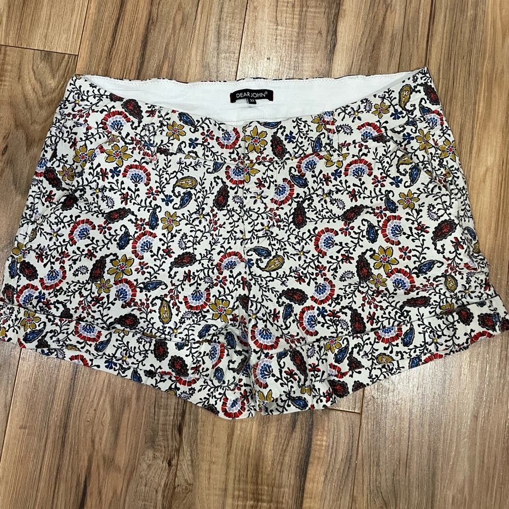 Dear John paisley short Size 32